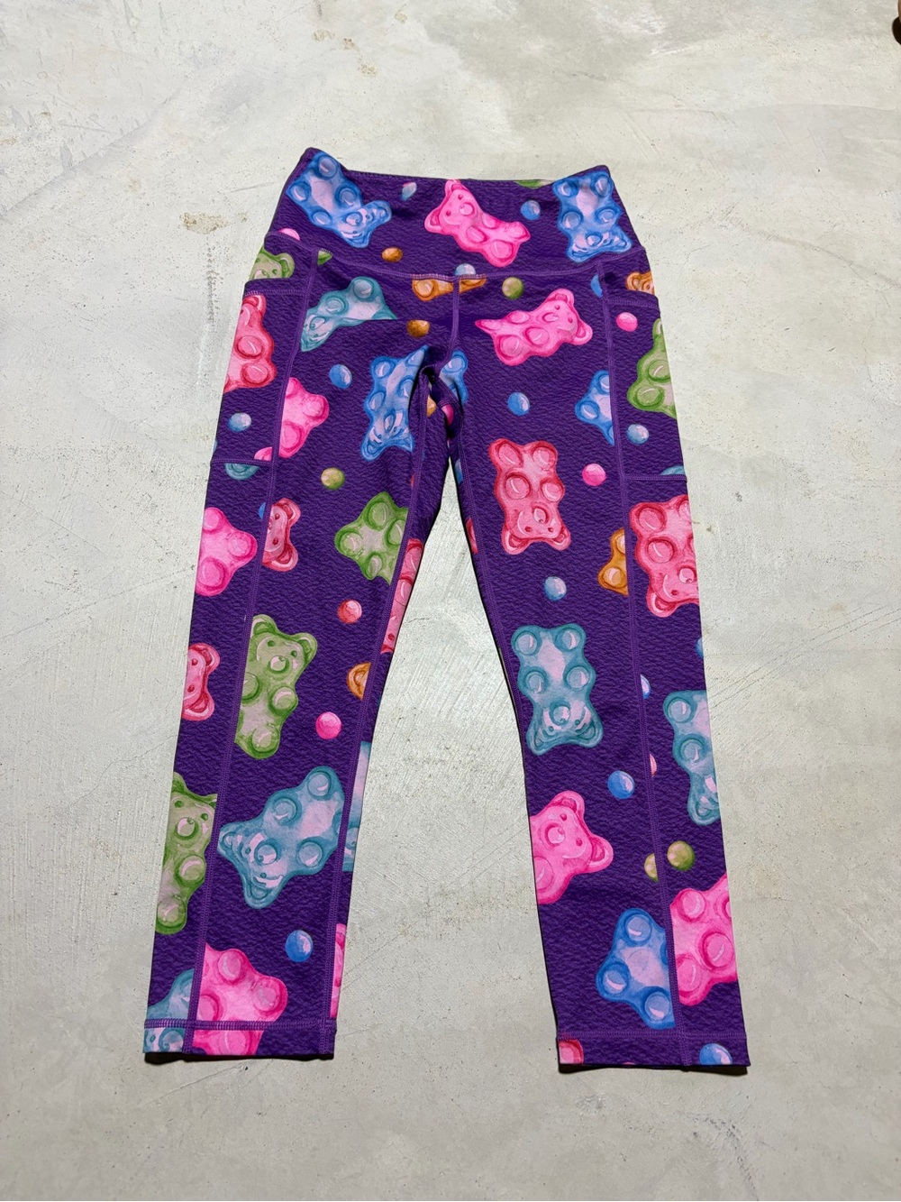Constantly Varied Gear Purple Gummy Bear Print Leggings XS squats approved